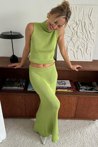 Chic Ribbed Knit Skirt Set