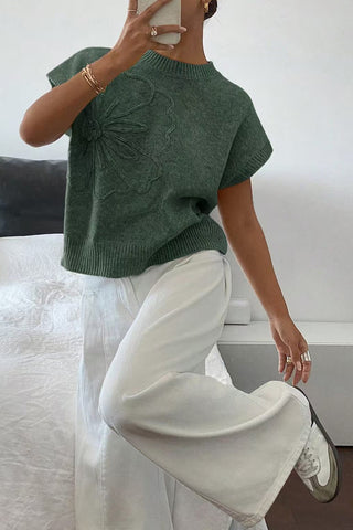 Floral Knit Sleeveless Sweater