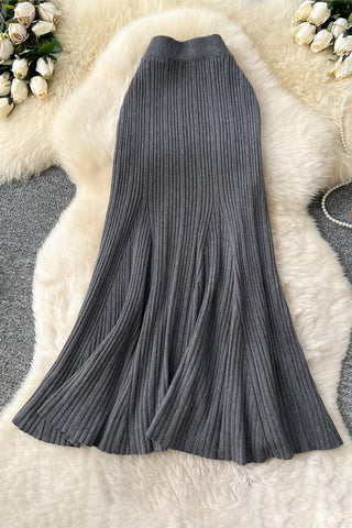 Ribbed Midi Skirt
