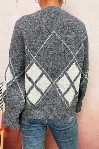 Diamond Pattern Knit Sweater