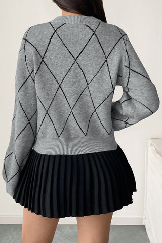 Bow-Accented Diamond Pattern Sweater