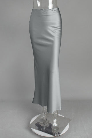Elegant Maxi Skirt with Sleek Design