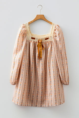 Vintage-Style Dress with Bow Detail