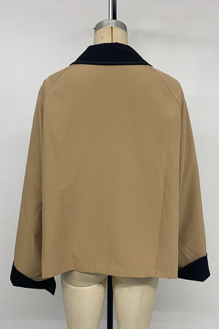 Chic Buttoned Jacket with Contrast Collar