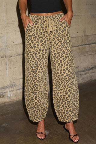 Leopard Print Wide-Leg Jeans