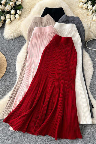 Ribbed Midi Skirt