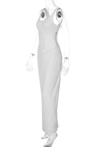 Elegant Scoop-Neck Evening Gown