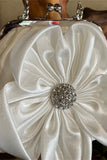 Elegant Floral Clasp Evening Bag