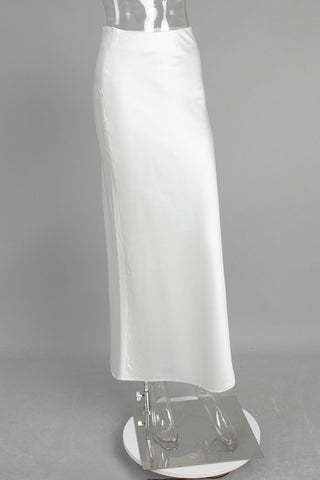 Elegant Maxi Skirt with Sleek Design