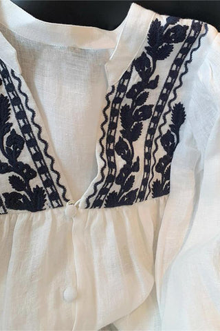 Patterned V-Neck Blouse