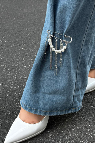 Pearl-Embellished Safety Pin Accessories