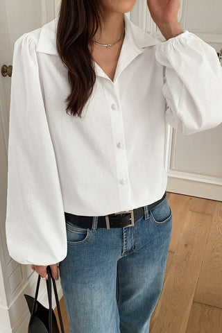 Elegant Button-Front Blouse for Versatile Style