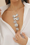 Elegant Leaf Pendant Necklace
