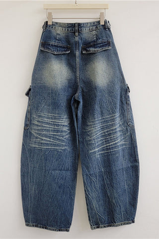 Distressed Cargo Pocket Baggy Jeans