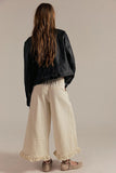 Ruffle Hem Wide-Leg Baggy Jeans