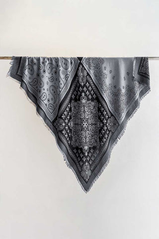 Paisley Print Fringed Scarf