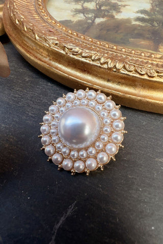 Vintage-Inspired Ornate Statement Brooch
