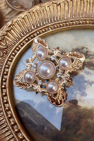Vintage-Inspired Ornate Statement Brooch