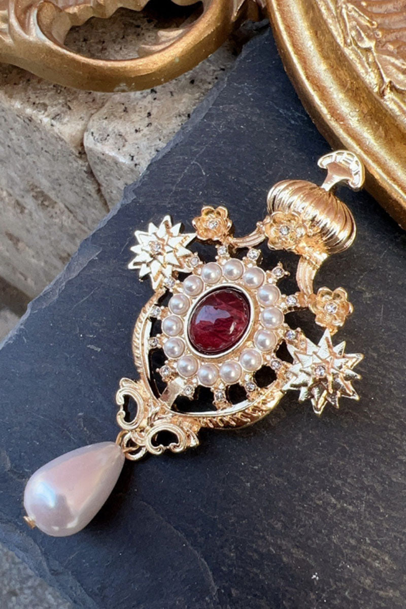 Vintage-Inspired Ornate Statement Brooch